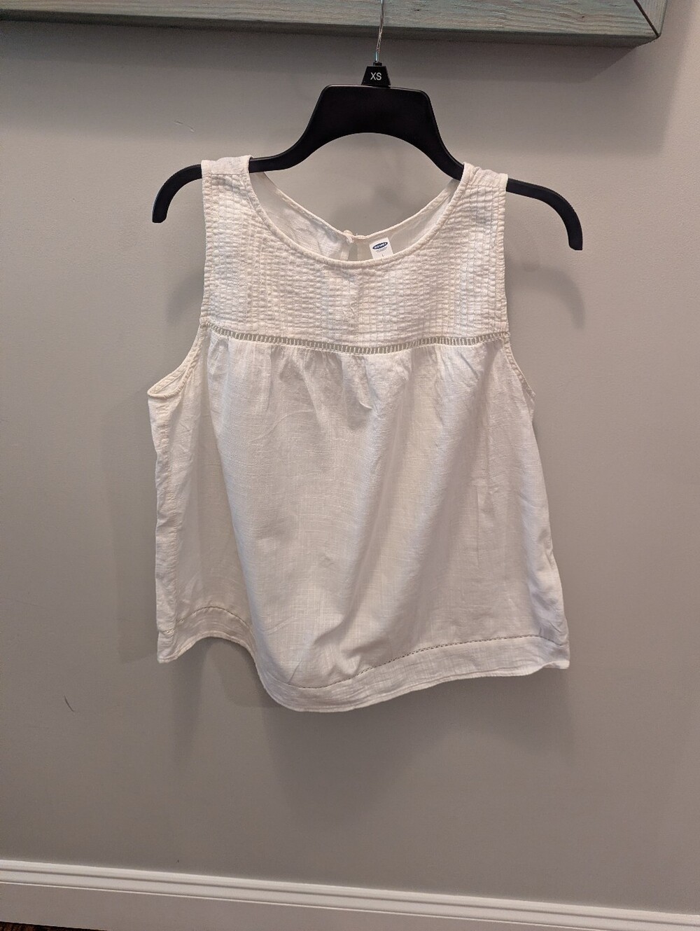 Old navy 100% Cotton Dressy White Tank Top Lace Cutout L